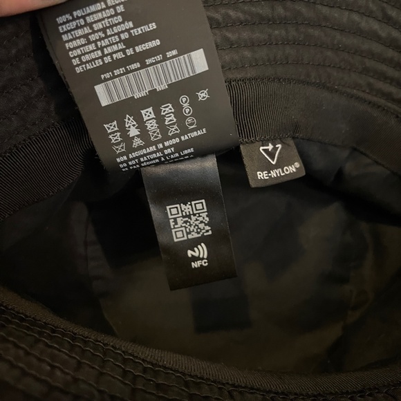 PRADA Re-Nylon black Bucket Hat 2HC137 size large classic style - Picture 12 of 14